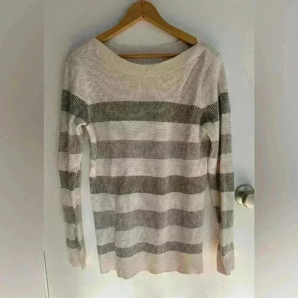 White and grey striped long pullover sweater by Market & Spruce size medium
